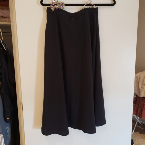 Uniqlo full midi skirt size 4 - Picture 1 of 4